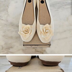 Elegant Cream Floral Women's Shoes